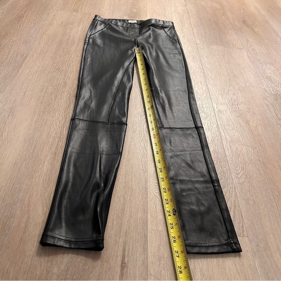 Aritzia Wilfred Rebelle Faux Leather Leggings - Picture 5 of 7